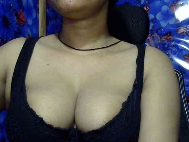 Nusrat-Mimi webcam