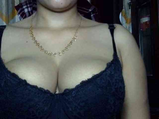 Nusrat-Mimi webcam