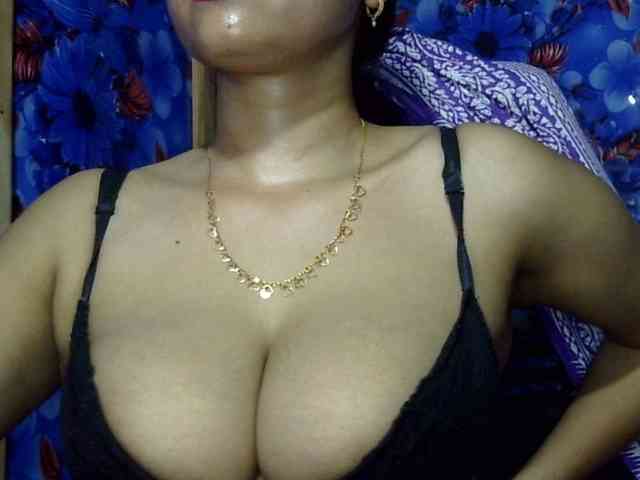 Nusrat-Mimi webcam