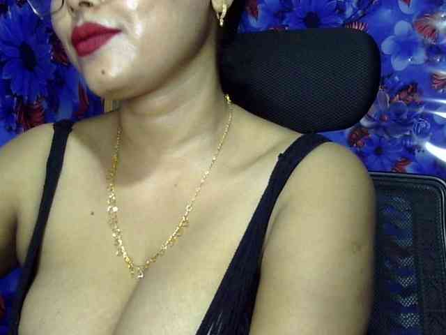 Nusrat-Mimi webcam