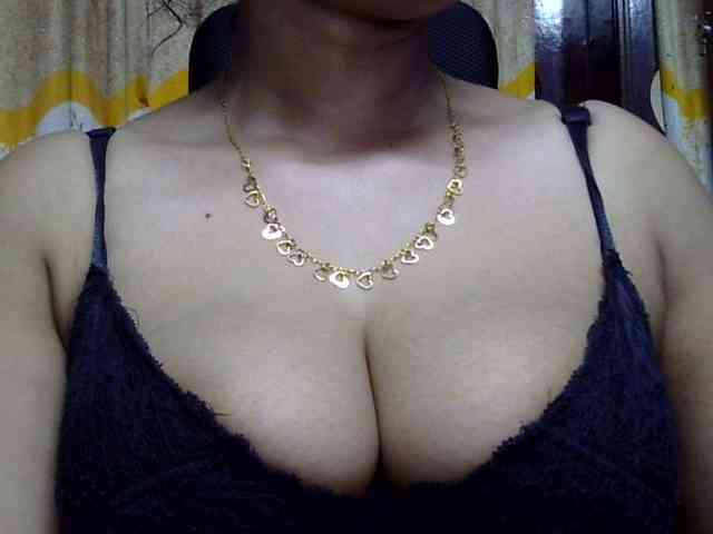 Nusrat-Mimi webcam