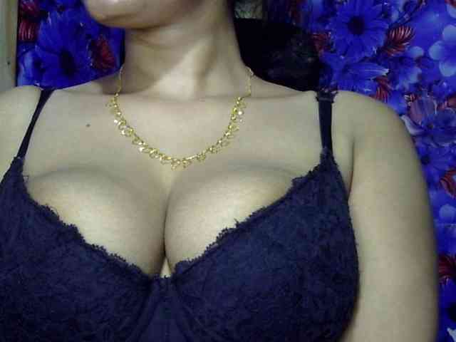 Nusrat-Mimi webcam