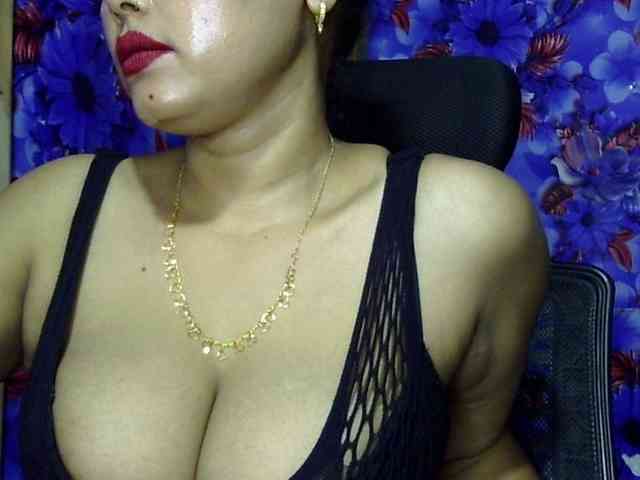 Nusrat-Mimi webcam