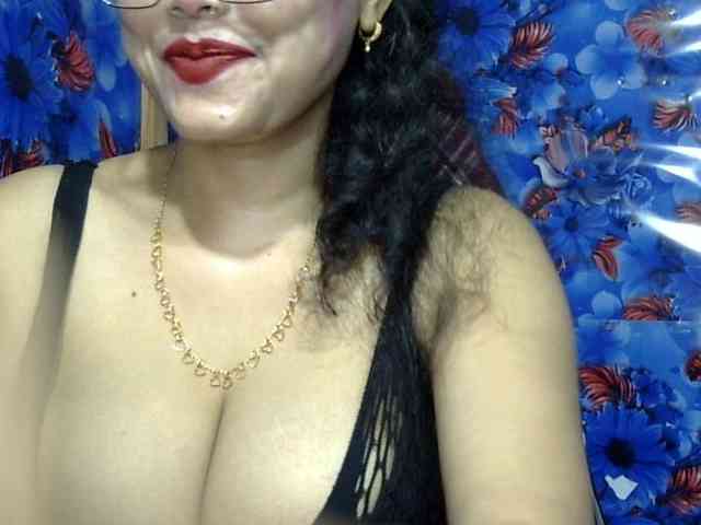 Nusrat-Mimi webcam