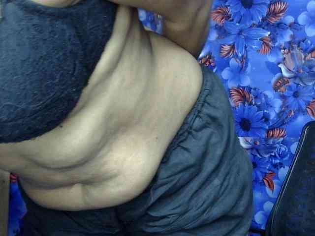 Nusrat-Mimi webcam