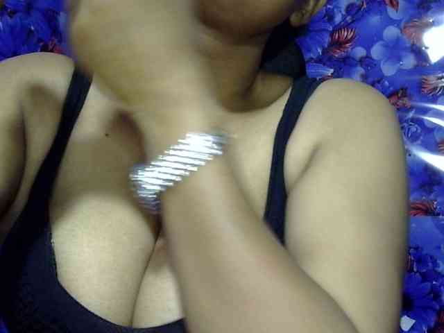 Nusrat-Mimi webcam