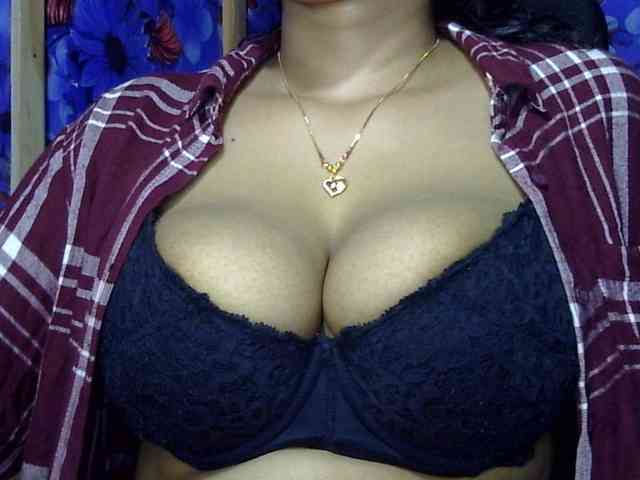 Nusrat-Mimi webcam
