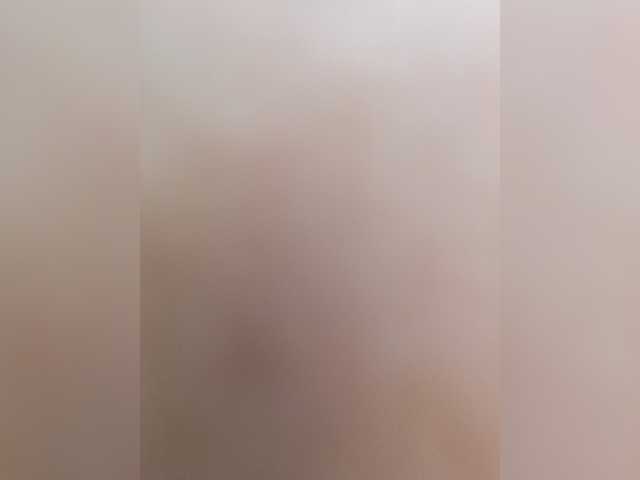 Lubimki2011 live cam on BongaCams