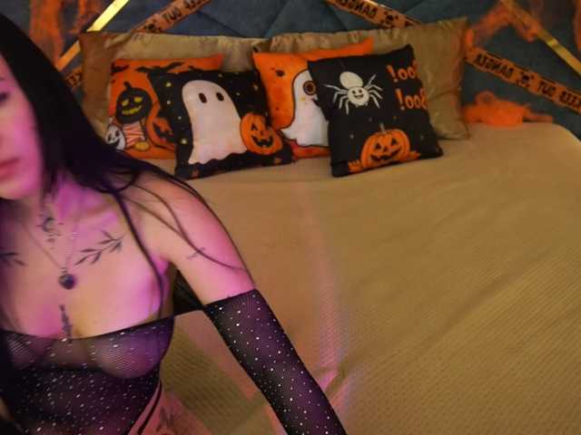 NikkiGold live cam on BongaCams
