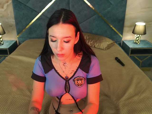 NikkiGold