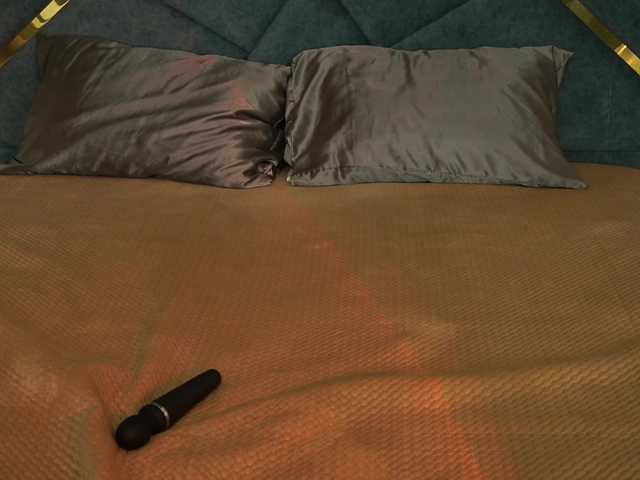 NikkiGold live cam on BongaCams