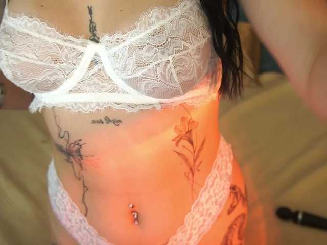 NikkiGold