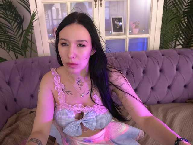 NikkiGold