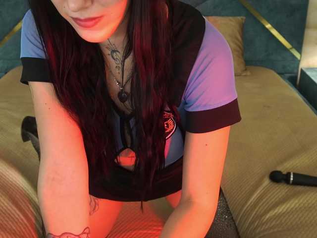 NikkiGold live cam on BongaCams