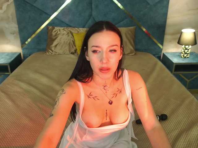 NikkiGold