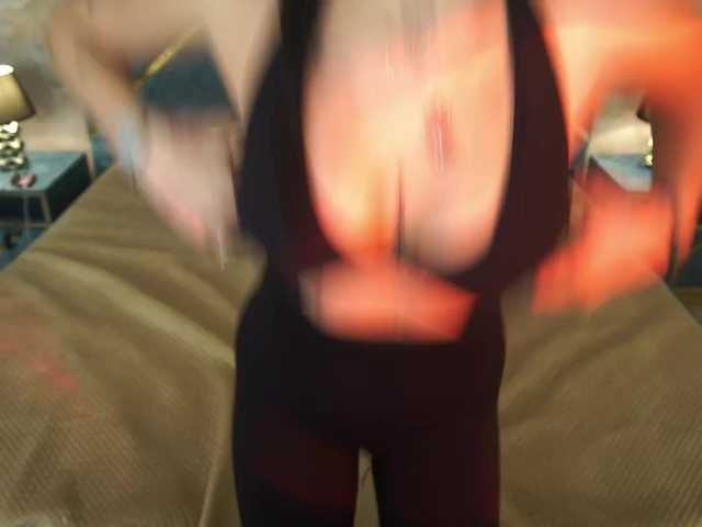 NikkiGold