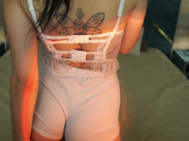 NikkiGold live cam on BongaCams