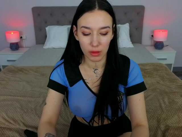 NikkiGold