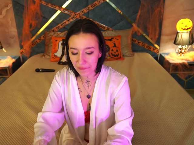 NikkiGold
