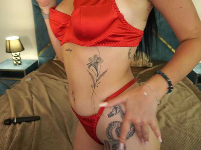 NikkiGold live cam on BongaCams