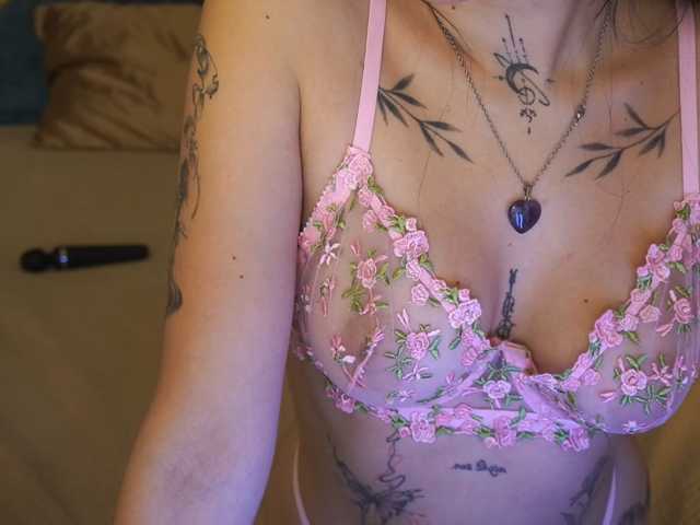 NikkiGold