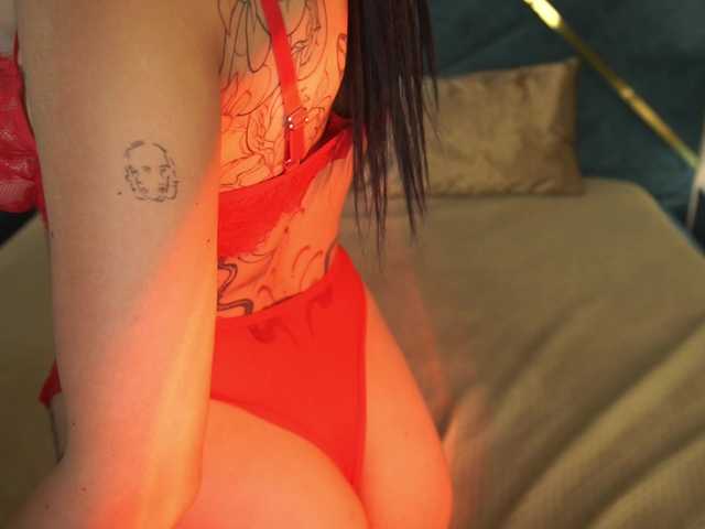 NikkiGold live cam on BongaCams