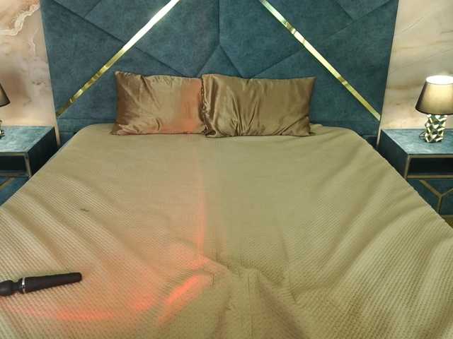 NikkiGold live cam on BongaCams
