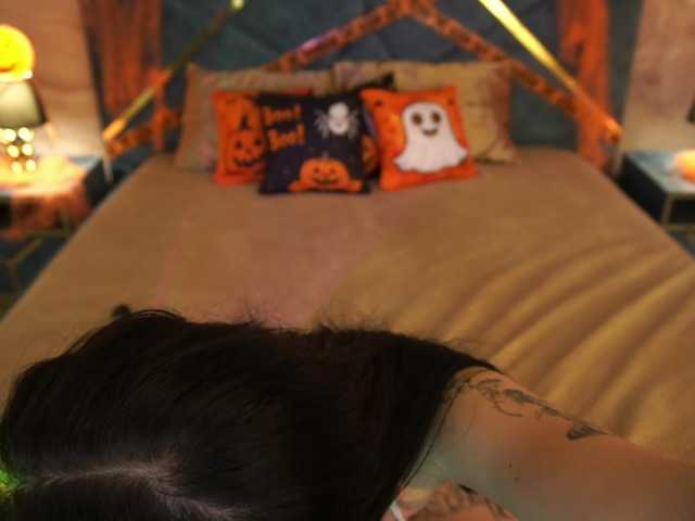 NikkiGold live cam on BongaCams