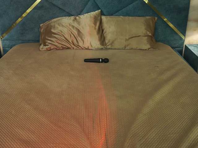 NikkiGold live cam on BongaCams