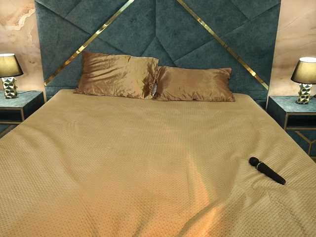 NikkiGold live cam on BongaCams