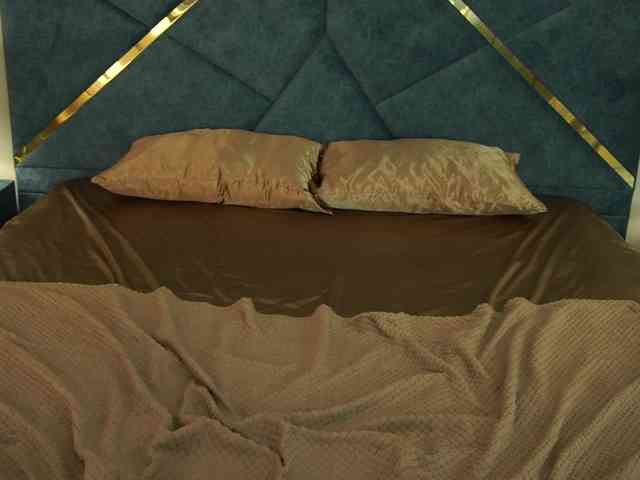 NikkiGold Sex Cam Show