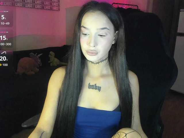 AshMila live cam on BongaCams