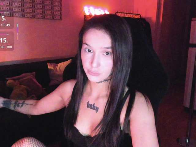 AshMila live cam on BongaCams