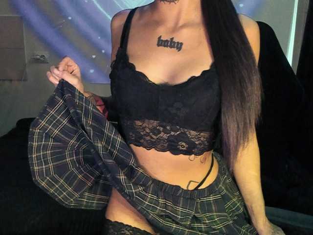 AshMila webcam