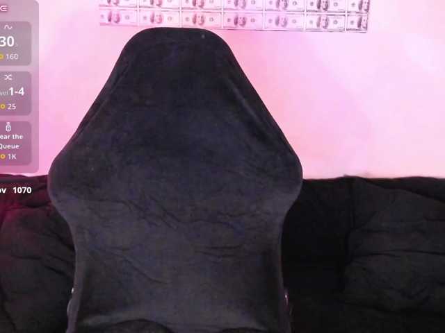 AshMila live cam on BongaCams