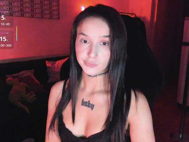 AshMila live cam on BongaCams