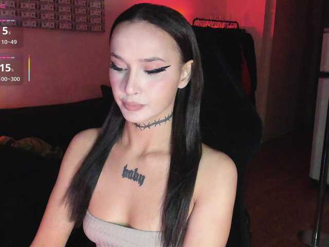 AshMila live cam on BongaCams