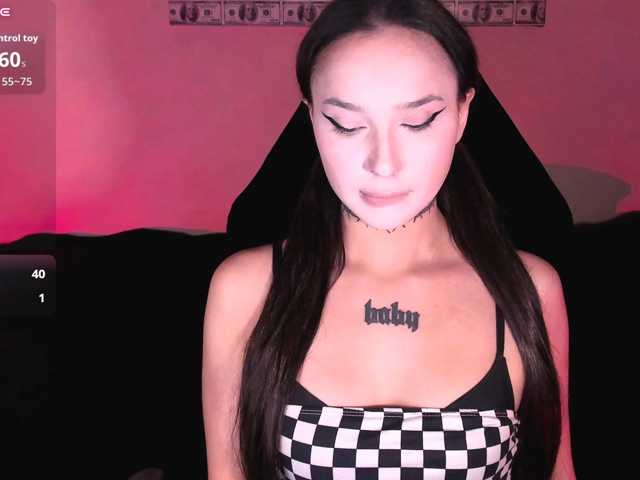 AshMila live cam on BongaCams