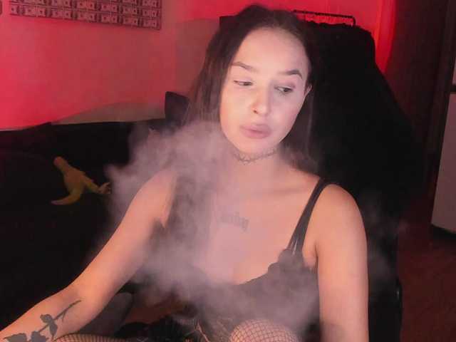 AshMila live cam on BongaCams