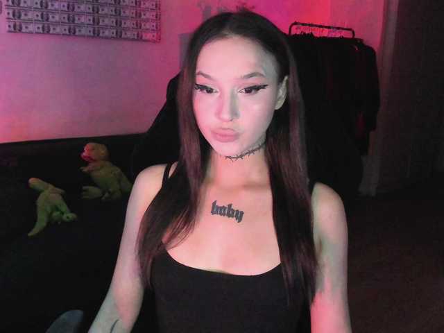 AshMila live cam on BongaCams