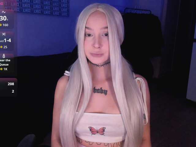 AshMila — live female cam