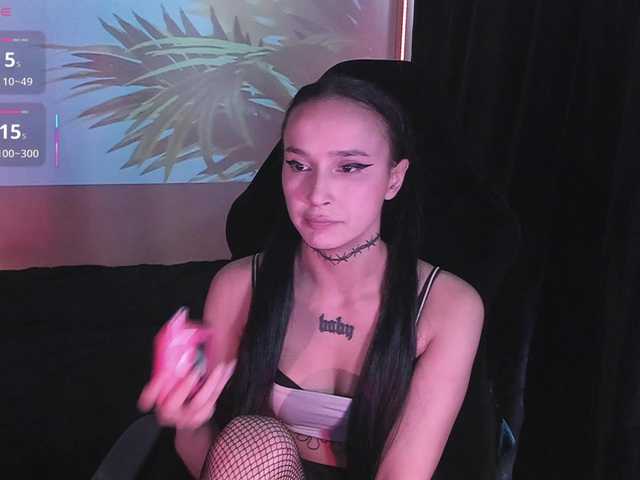 AshMila live cam on BongaCams
