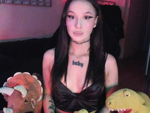 AshMila live cam on BongaCams