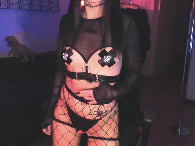 AshMila live cam on BongaCams
