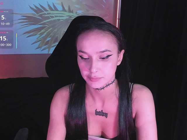 AshMila live cam on BongaCams