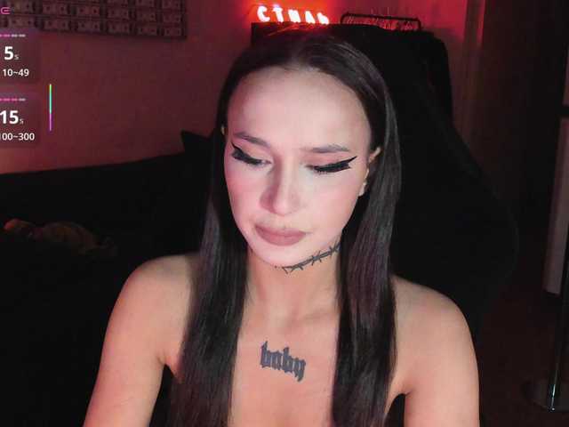 AshMila live cam on BongaCams