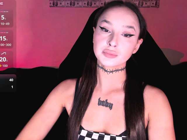 AshMila live cam on BongaCams