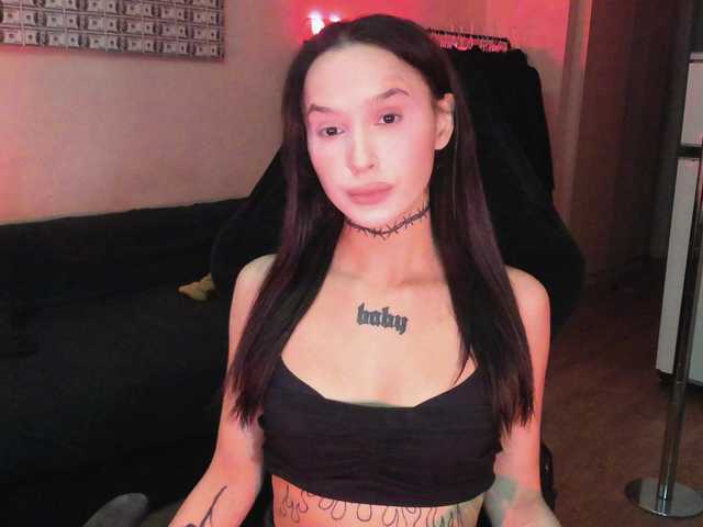 AshMila live cam on BongaCams