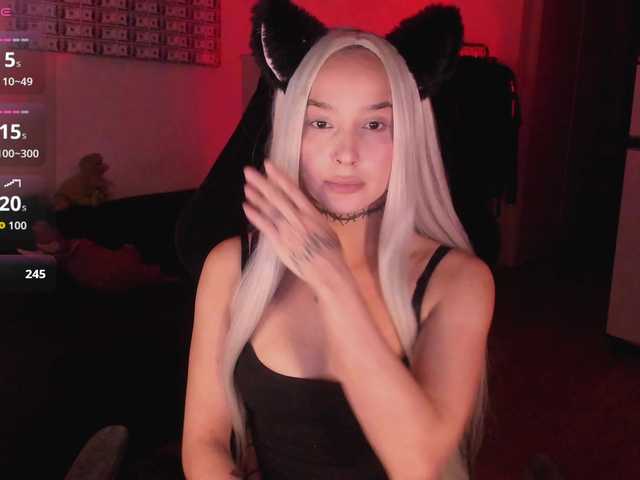 AshMila live cam on BongaCams