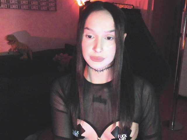 AshMila live cam on BongaCams